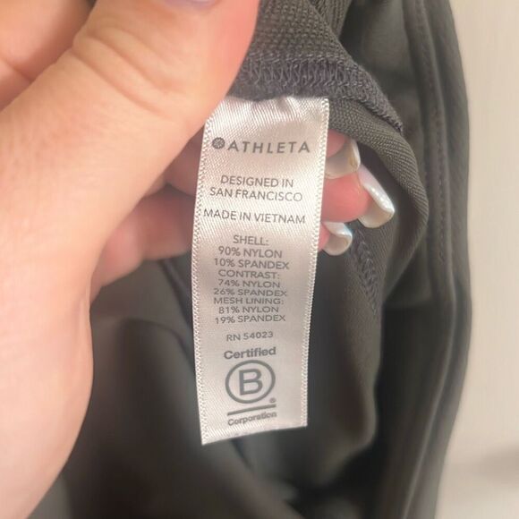 ✨ATHLETA GREEN HEADLANDS HYBRID CARGO SZ 8 TIGHTS✨ - Picture 10 of 10